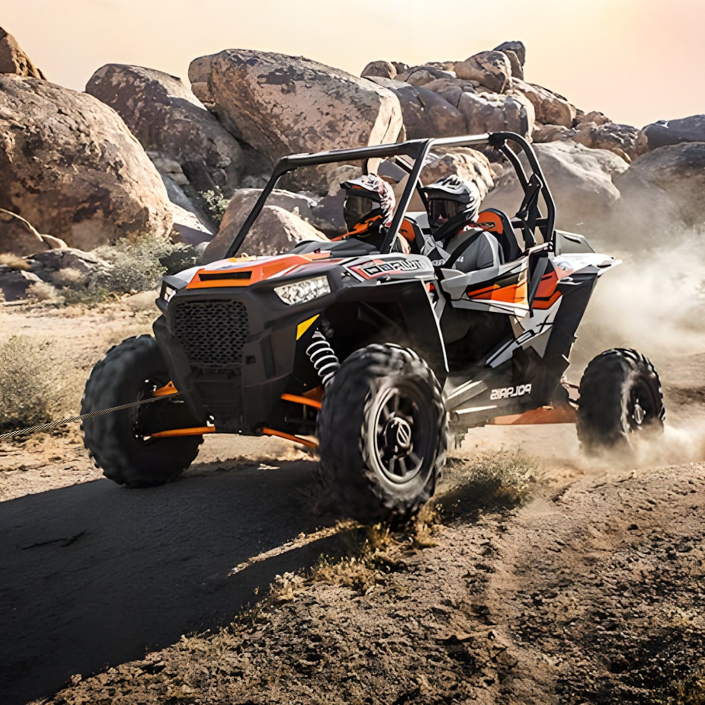 Vinschfäste, 1633 kg lastkapacitet, vinschfäste för dragkrok med 50,8 mm fäste, 2/4 vinschbulthål, pulverlackerat stål, lämplig för ATV UTV pickup, svart