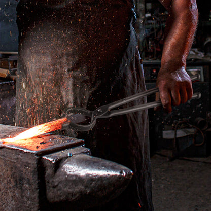 Blacksmith Tongs, 45.7 cm 3 PCS, V-Bit Bolt Tongs, Wolf Jaw Tongs and Z V-Bit Tongs, Carbon Steel Forge Tongs with A3 Steel Rivets, for Beginner and Seasoned Blacksmiths, Bladesmiths and Craftsmen