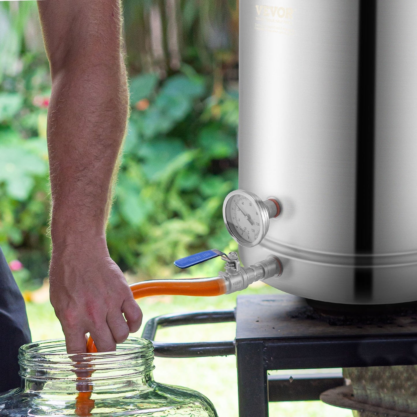 Stainless Steel Kettle, 60.6 L Brewing Pot, Tri Ply Bottom for Beer, Brew Kettle Pot, Home Brewing Supplies Includes Lid, Handle, Thermometer, Ball Valve Spigot, Filter, Filter Tray