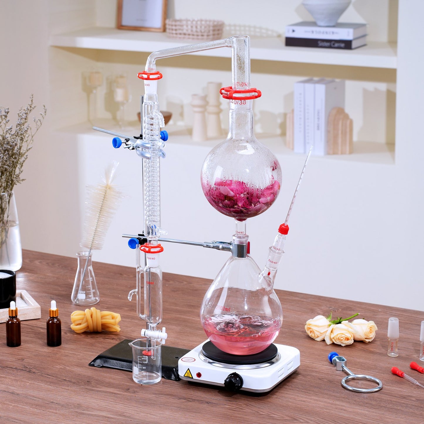 Essential Oil Distillation Kit, 2000ml Distillation Apparatus, 3.3 Boro Lab Glassware Distillation Kit with 1000W Heating Plate and 24, 40 Joint, 28 pcs Set