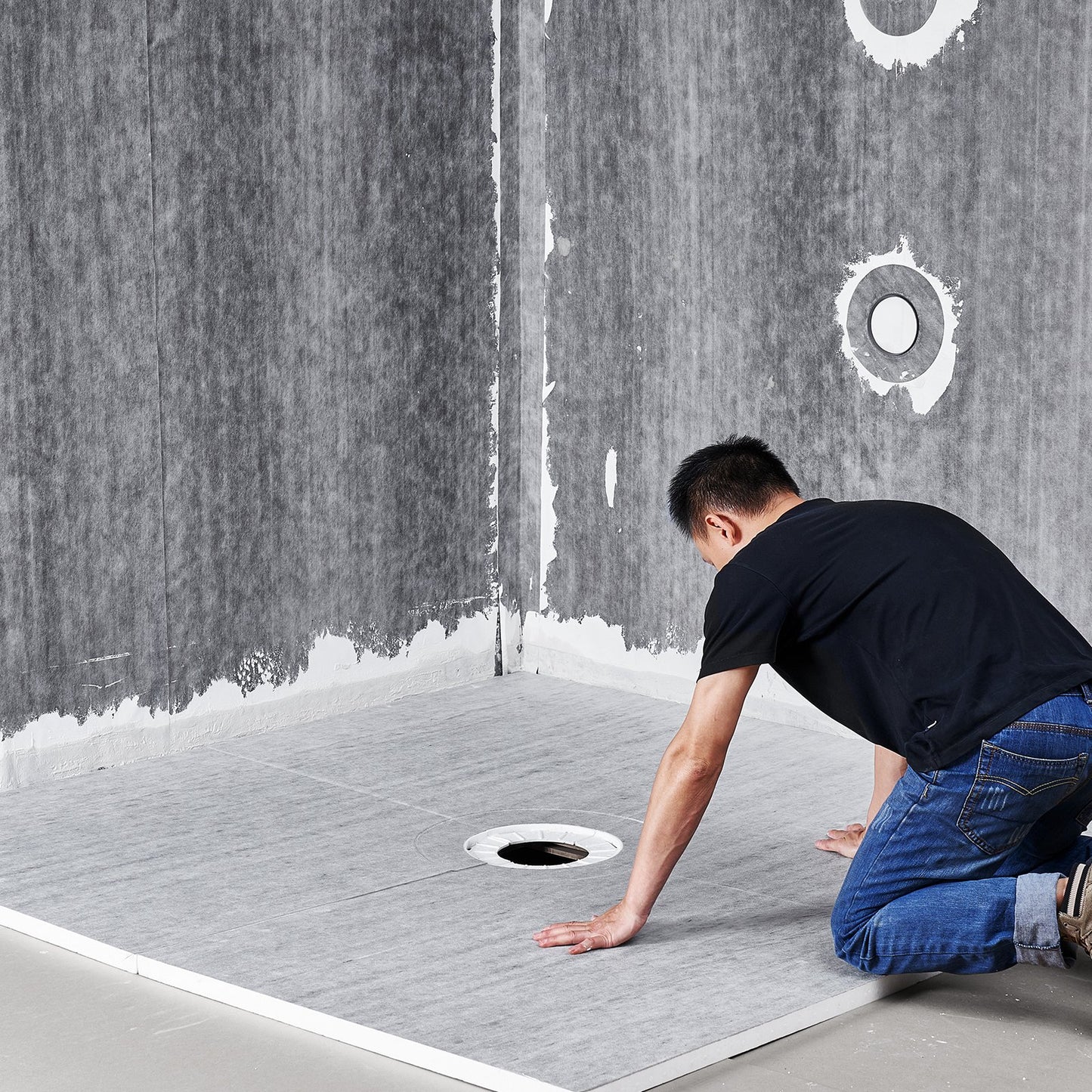 Duschkantsats, 1828x1828 mm duschkara med 160 mm centralt avlopp, lätta EPS-duschinstallationssatser med 2 vattentäta dukar, sluttande duschkar passar för badrum