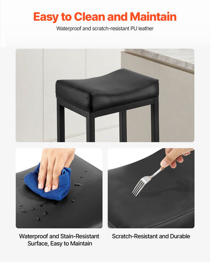 Barstolsset om 2, PU-läderpallar med bänkhöjd, 62 cm barstol med sadelsits och metallben, enkel montering, rygglös barstol, barö för kök, matsal, café, svart